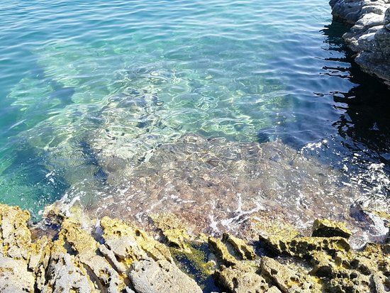 Skidia Beach